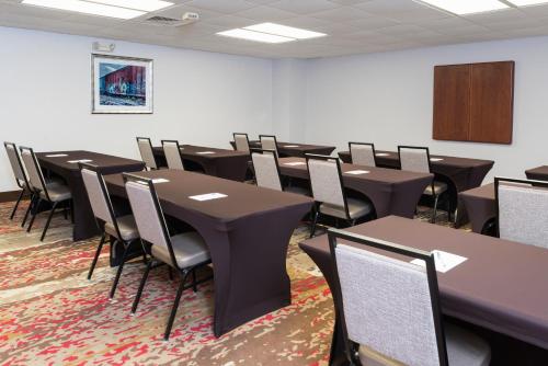 Hampton Inn Grand Rapids/North - image 4