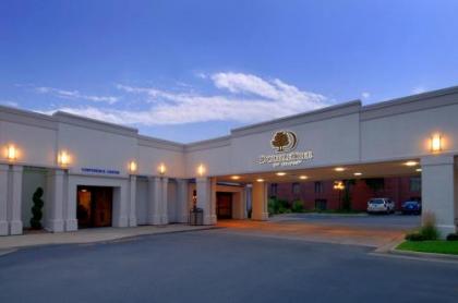 DoubleTree by Hilton Grand Rapids-Airport - image 1