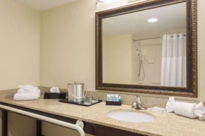 Wyndham Garden Grand Rapids Airport - image 3