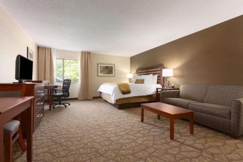 Wyndham Garden Grand Rapids Airport - image 4