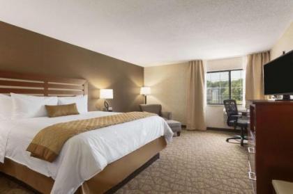 Wyndham Garden Grand Rapids Airport - image 5