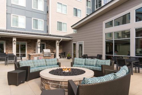 Residence Inn by Marriott Grand Rapids Airport - image 3