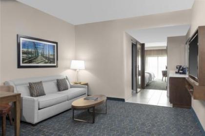 Embassy Suites By Hilton Grand Rapids Downtown - image 4