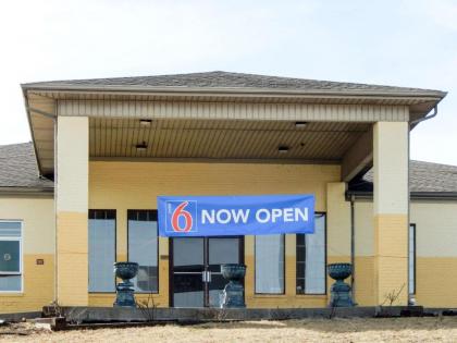 Motel 6-Grand Rivers KY - image 11