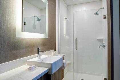 SpringHill Suites by Marriott Grand Rapids West - image 5