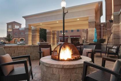 Hampton Inn & Suites Mishawaka/South Bend at Heritage Square - image 4