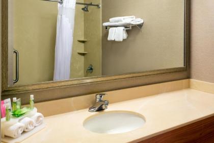 Holiday Inn Express Grants Pass an IHG Hotel - image 17