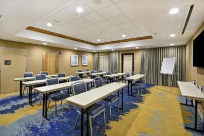 Hampton Inn Suites Grants Pass - image 13