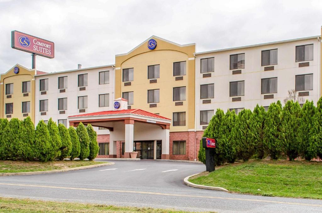 Comfort Suites Grantville - Hershey North - main image