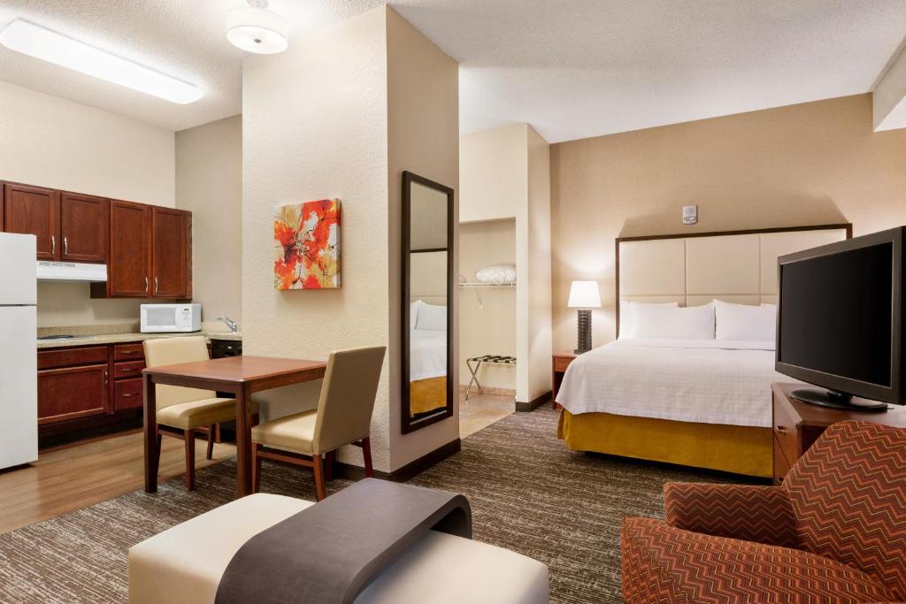 Homewood Suites by Hilton Dallas-DFW Airport N-Grapevine - main image