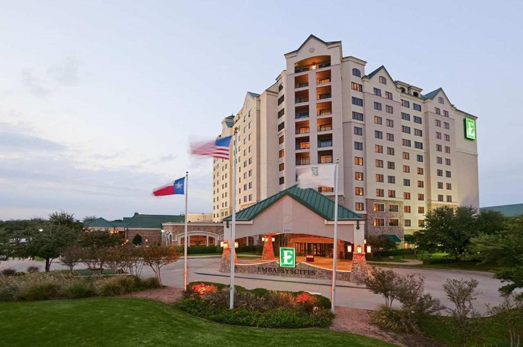 Embassy Suites Dallas - DFW Airport North - main image