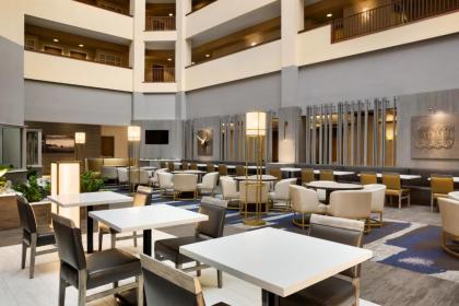 Embassy Suites Dallas - DFW Airport North - image 18