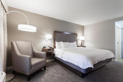 Hampton Inn & Suites Dallas DFW Airport North Grapevine - image 11