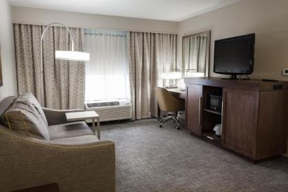 Hampton Inn & Suites Dallas DFW Airport North Grapevine - image 17