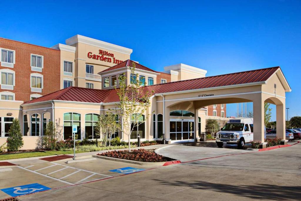 Hilton Garden Inn DFW North Grapevine - main image