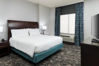 Hilton Garden Inn DFW North Grapevine - image 2