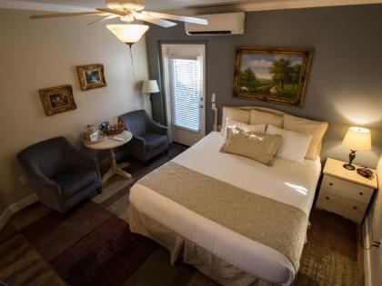 Grass Valley Courtyard Suites - image 6