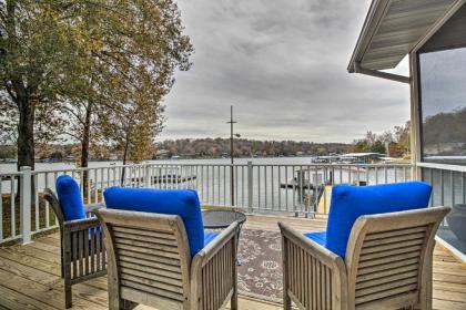 Lily Pad Waterfront Oasis on Lake of the Ozarks! - image 1