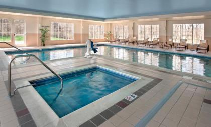 Fairfield Inn & Suites by Marriott Great Barrington Lenox/Berkshires - image 7