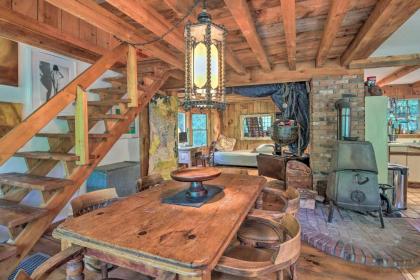 The Mill River Cabin with Fireplace and River View! - image 13