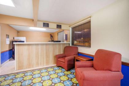 Travelodge by Wyndham Great Bend - image 15