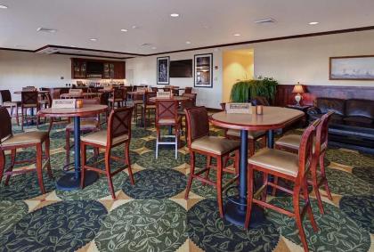 Hilton Garden Inn Great Falls - image 10