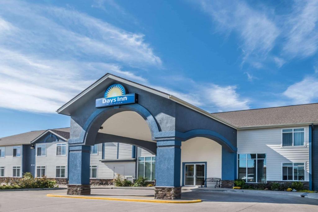 Days Inn by Wyndham Great Falls - main image