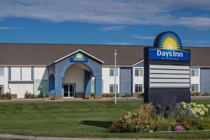 Days Inn by Wyndham Great Falls - image 3