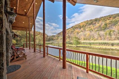 Secluded Cabin with Boats Less Than 6 Mi to Jenny Jump! - image 13