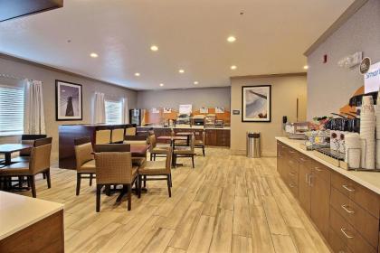 Best Western Greeley - image 4