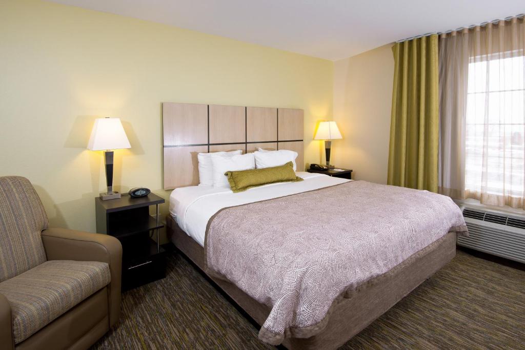 Candlewood Suites Greeley an IHG Hotel - image 2