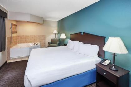 AmericInn by Wyndham Green Bay East - image 3