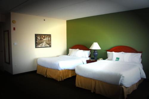 Hilton Garden Inn Green Bay - image 3