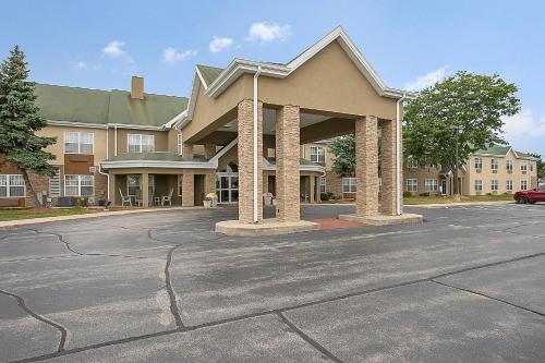 Country Inn & Suites by Radisson Green Bay WI - image 3