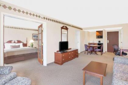 Wingate by Wyndham Green Bay - image 3