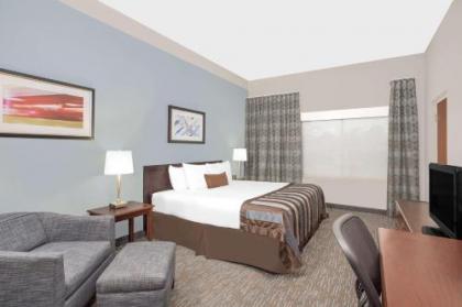 Wingate by Wyndham Green Bay - image 5