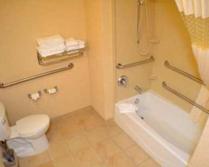 Hampton Inn & Suites Green River - image 7