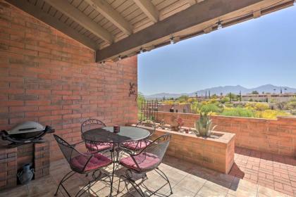 Sun Soaked AZ townhome with Private Patio and mtn View Green Valley