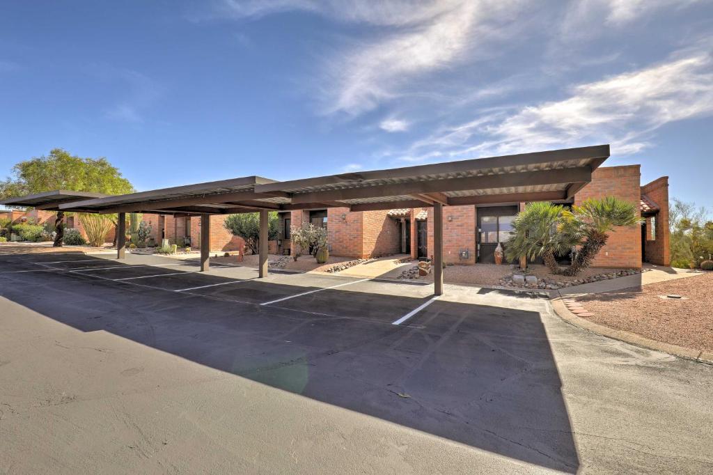 Sun-Soaked AZ Townhome with Private Patio and Mtn View - image 7