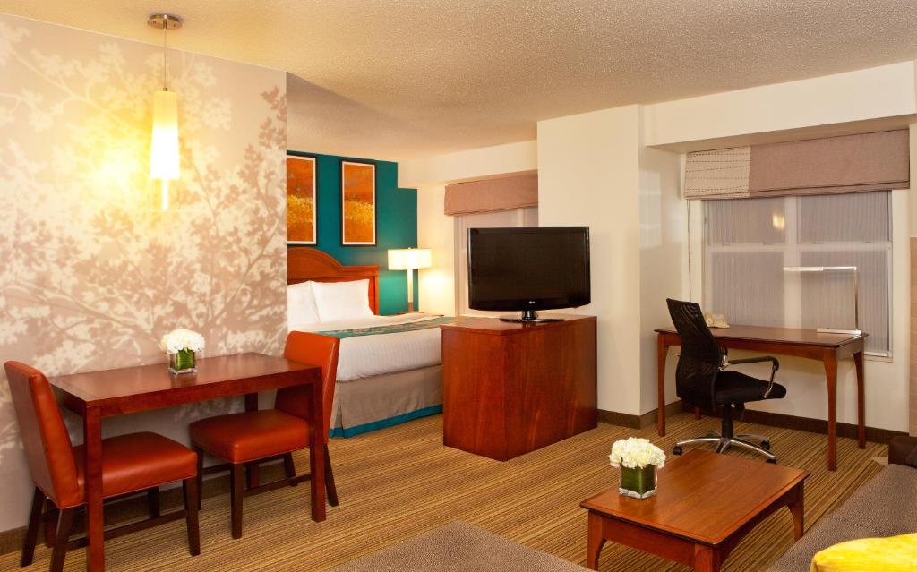 Residence Inn by Marriott Greenbelt - image 4