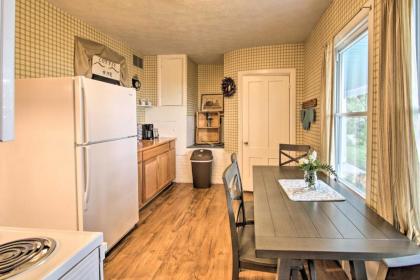 Well-Suited Suite at Vista of Maine Vineyard! - image 9