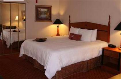 Hampton Inn Greeneville - image 8