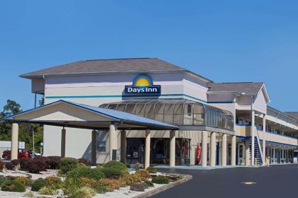 Days Inn by Wyndham Greeneville Tennessee