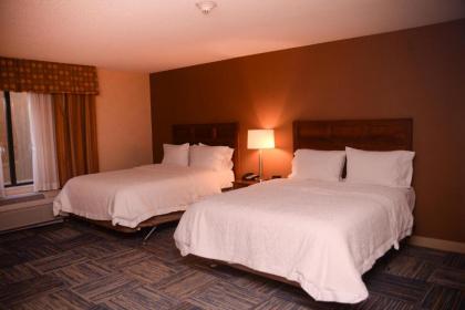 Hampton Inn Greenfield - image 12