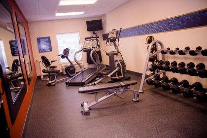 Hampton Inn Greenfield - image 14