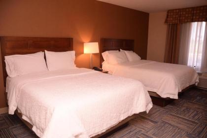 Hampton Inn Greenfield - image 3