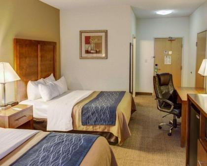 Comfort Inn North Greenfield - image 9