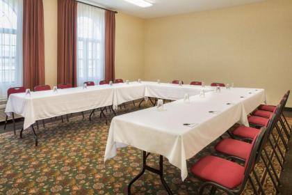 Country Inn & Suites by Radisson Greenfield IN - image 2