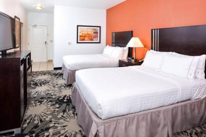 Holiday Inn Express & Suites Greenfield an IHG Hotel - image 13