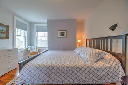 Bright 2nd-Floor Apt - half Mi to Greenport Harbor! - image 14